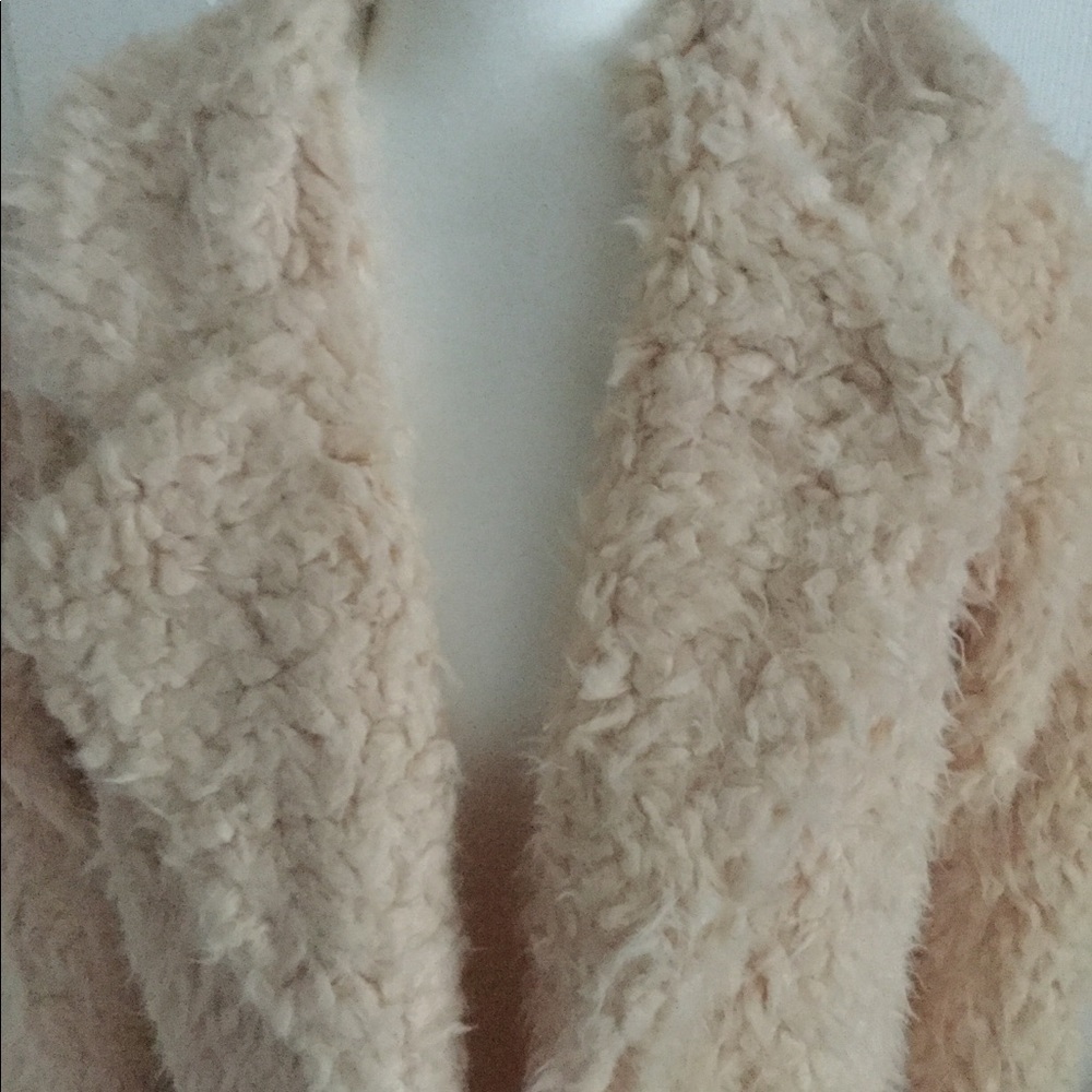 Shop the Trends Blush Sherpa Jacket - Picture 6 of 7